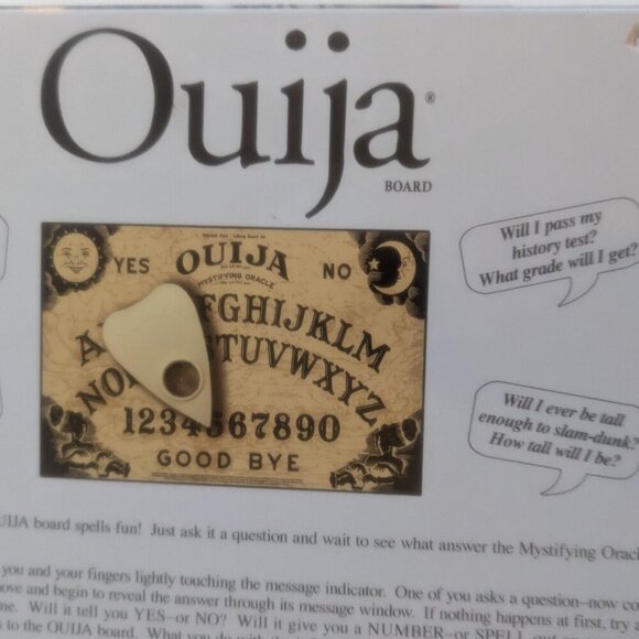 NWT Ouija Mystifying Oracle Halloween Classic Board Game Hasbro Spooky Seance - Picture 8 of 11